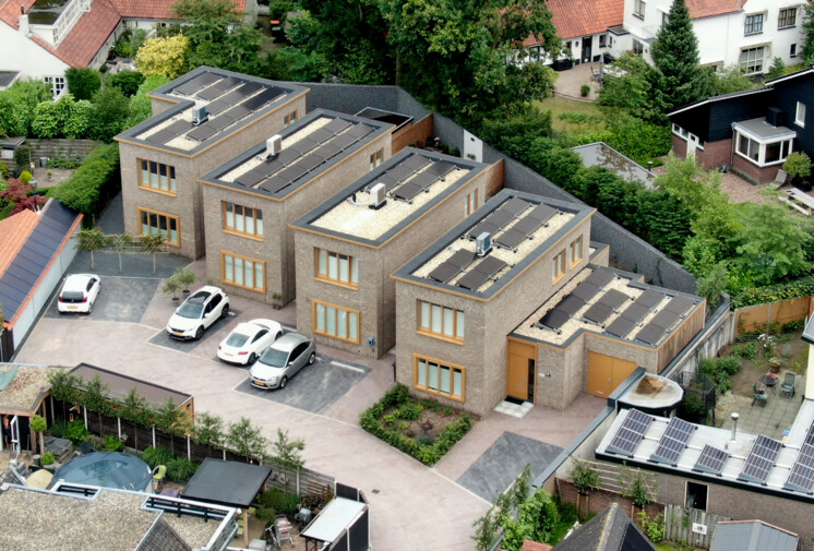 Nieuwbouw 4 geschakelde woningen in Hoogland